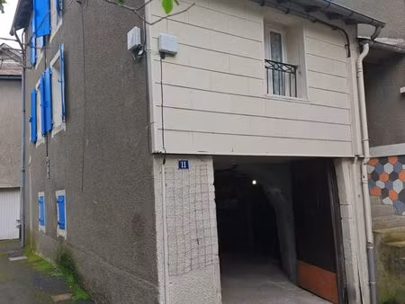 maison de village avec jardin et garage