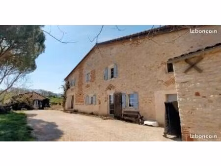 propriété en pierres entièrement rénovée