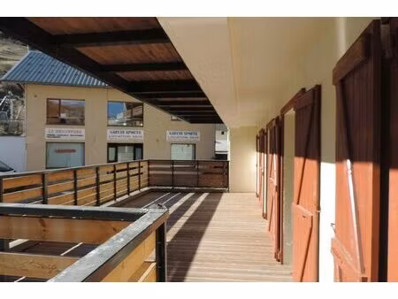 t3 avec grande terrasse plein sud