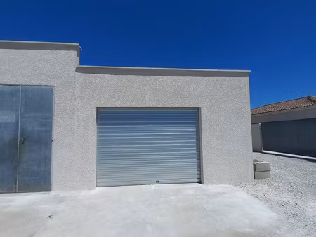 31120 roques : loue garage