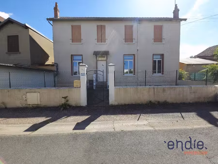 vente immeuble 6 pièces 124 m² à hauterive (03270)  149 000 €