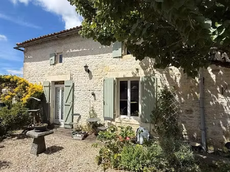 vente maison 6 pièces 168 m² à aunac (16460)  175 000 €