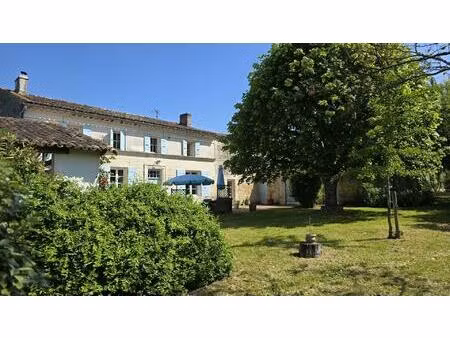 achat maison 7 pièces 182m² le douhet 17100