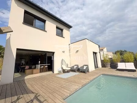 villa d'architecte de 115 m² sur un terrain de 300m²