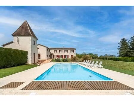maison de 7 chambres de luxe en vente à roquecor  france