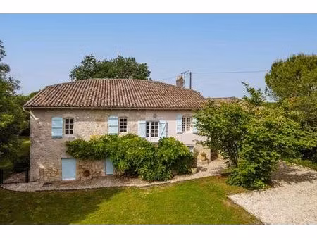 maison de luxe de 4 chambres en vente à roquecor  france