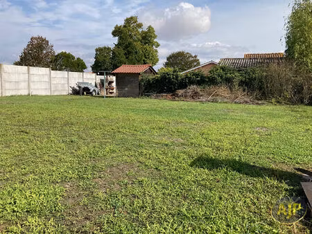 vente terrain 355 m² pauillac (33250)