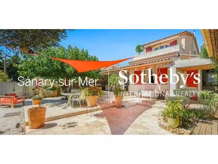 maison avec piscine en bord de mer sanary-sur-mer (83)