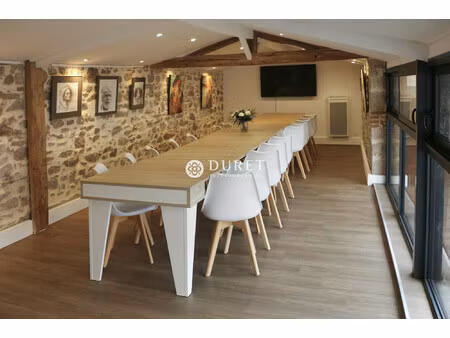 achat local commercial 521m² mortagne sur sevre 85290