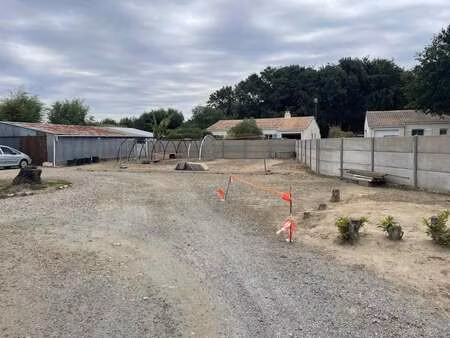 vente terrain à saint-brevin-les-pins (44250) : à vendre / 716m² saint-brevin-les-pins