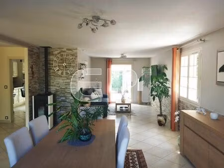 vente maison 11 pièces 165 m² lys-haut-layon (49310)