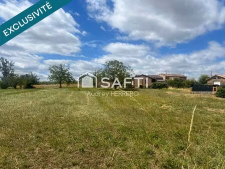 terrain à bâtir d'environ 900m2 non viabilisé - pechbonnieu