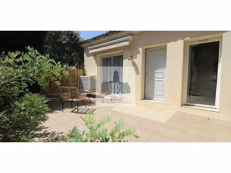 maison avec piscine et jardin gassin (83)