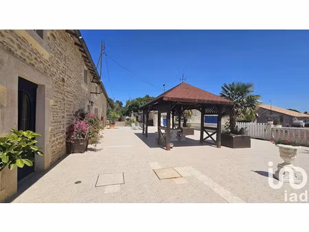 vente maison 6 pièces 338 m² à villefagnan (16240)  609 000 €