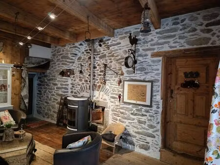 maison de village du xvi ème siècle entièrement rénovée à bramans (73500)