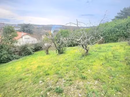 vente terrain 1000 m² à grigny (69520)  155 000 €