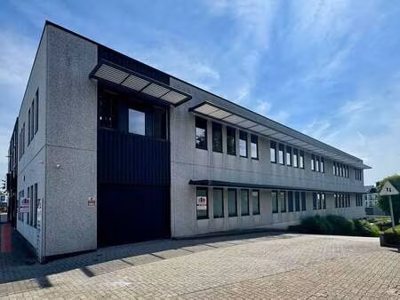 bien professionnel à louer à zellik € 3.500 (lbmxd) - panorama b2b brussel | zimmo