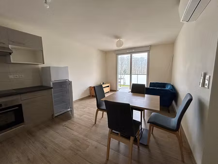 location meublée appartement 3 pièces 53.11 m² à commentry (03600)  690 €