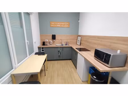 bureaux rénovés en centre ville.