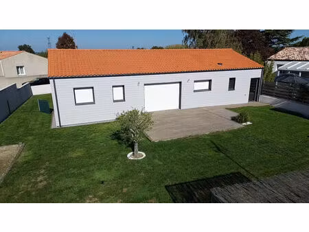 vente maison 4 pièces  95.00m²  la chapelle