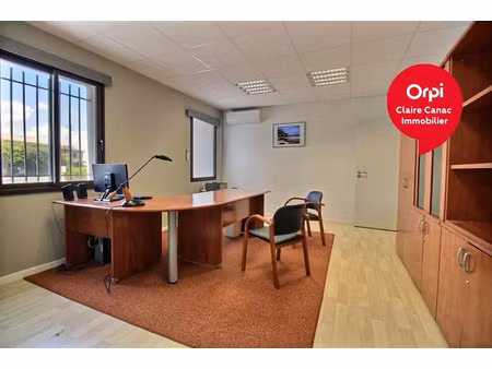 location locaux professionnels 122 m² à lavaur (81500)  1 220 €