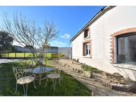 vente maison à la planche (44140) : à vendre / 111m² la planche