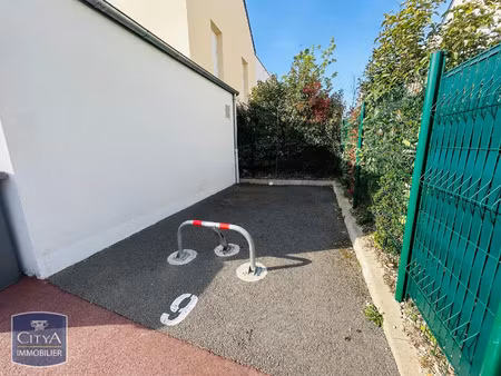 parking à louer - luisant (28) - 60€