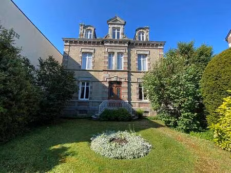 vente maison à briouze (61220) : à vendre / 220m² briouze