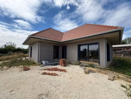 vente maison 3 pièces 95 m² à villeneuve-sur-bellot (77510)  164 500 €