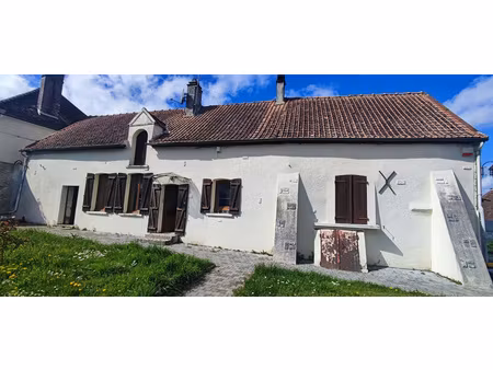 à vendre : longère à fort potentiel à 20min de sens et nogent/seine