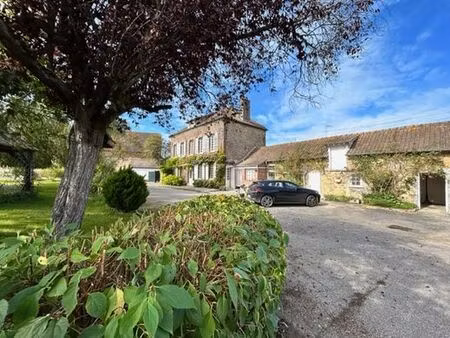 maison de luxe en vente à blaru  île-de-france