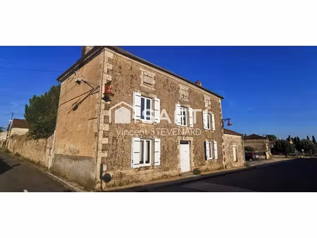 vente maison 6 pièces 142 m² à charme (16140)  117 000 €