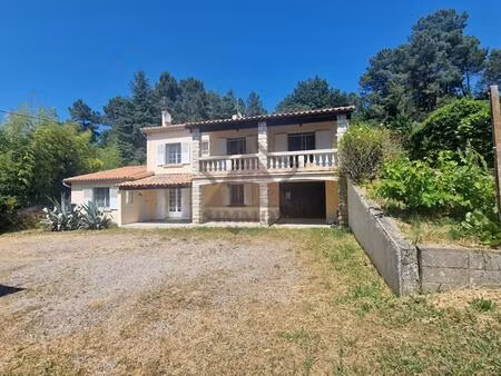 grande maison familiale avec deux appartements communiquants