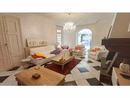 maison de maître rénovée 580 m2 avec studio indépendant mirepeisset (11)