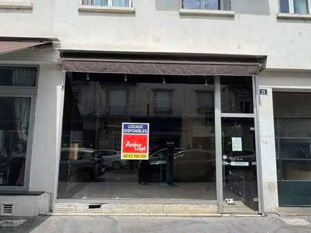 location commerce 81 m² à tours (37000)