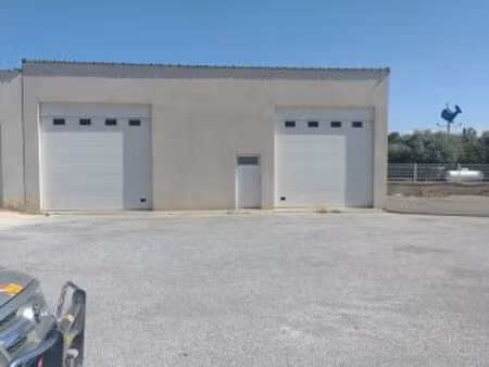 vente local commercial 820m2 perpignan 66000 - 749000 € - surface privée