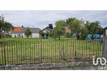 en vente terrain constructible 17 87 ares – 98 000 € |charmes