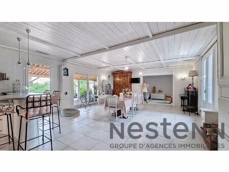 belle maison de charme  4 chambres  saint elix-le-chateau