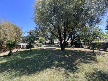 bien sous offre - terrain constructible - proche mer - porni