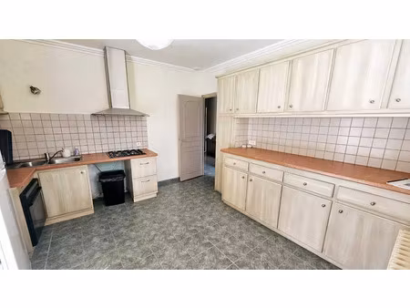 vente maison 6 pièces 129 m² à altillac (19120)  178 000 €