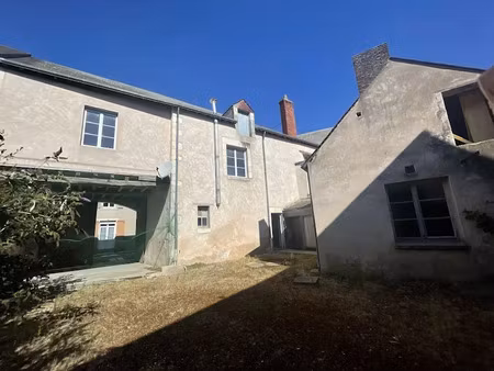 vente propriété 11 pièces 285 m² à channay-sur-lathan (37330)  188 000 €