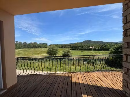 location maison 4 pièces 143m² tourves 83170