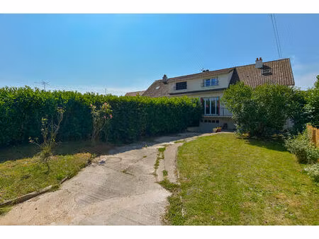 vente maison 6 pièces  104.00m²  verneuil