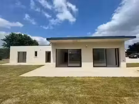 vente maison 4 pièces 141 m² à savigné-sur-lathan (37340)  315 000 €