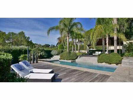 villa avec piscine et jardin biot (06)