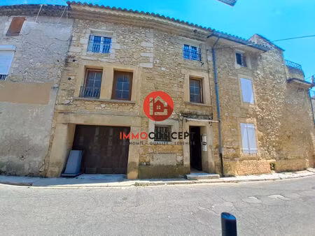 vente immeuble 136 m² roquemaure (30150)