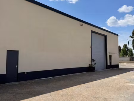 location commerce 480 m² à wissous (91320)