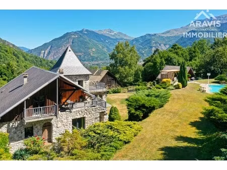 maison de luxe à vendre à sainte-marie-de-cuines