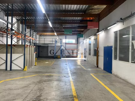 location local industriel 1420 m² à colombes (92700)