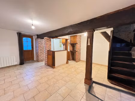 maison de ville - 2 chs - terrasse